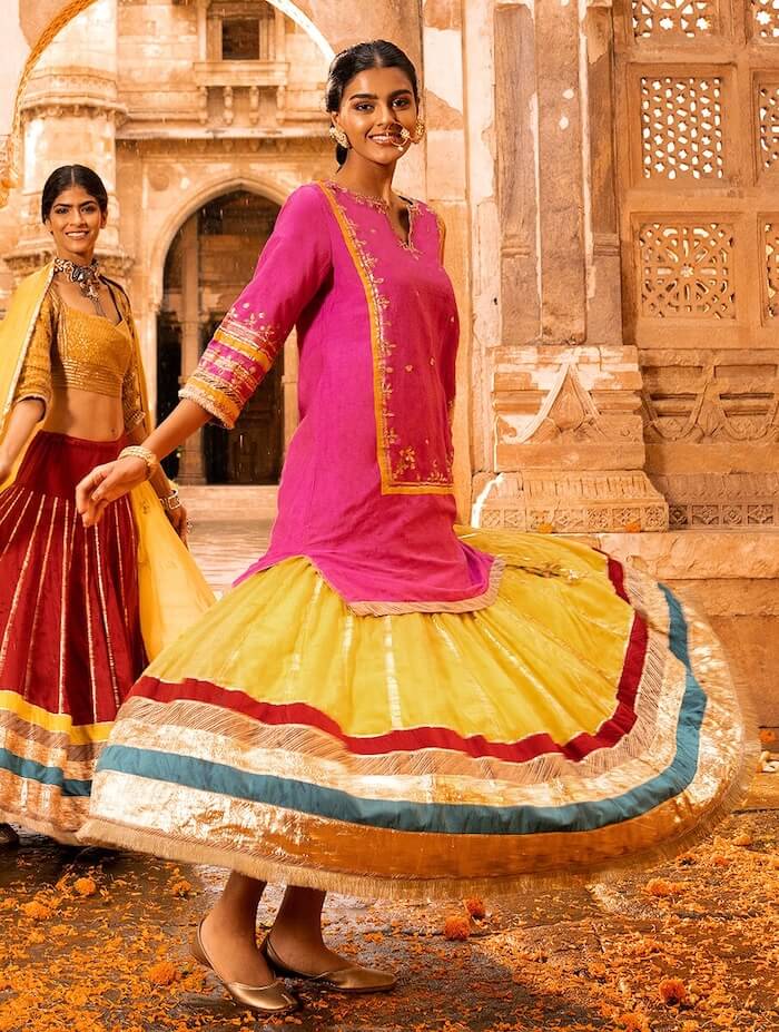 Fuchsia Pink Viscose Gota Patti Round Neck Regular Fit Kurta