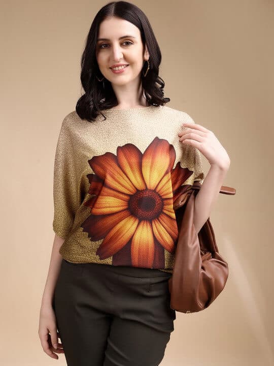 Floral Print Batwing Sleeve Top by Kinjo
